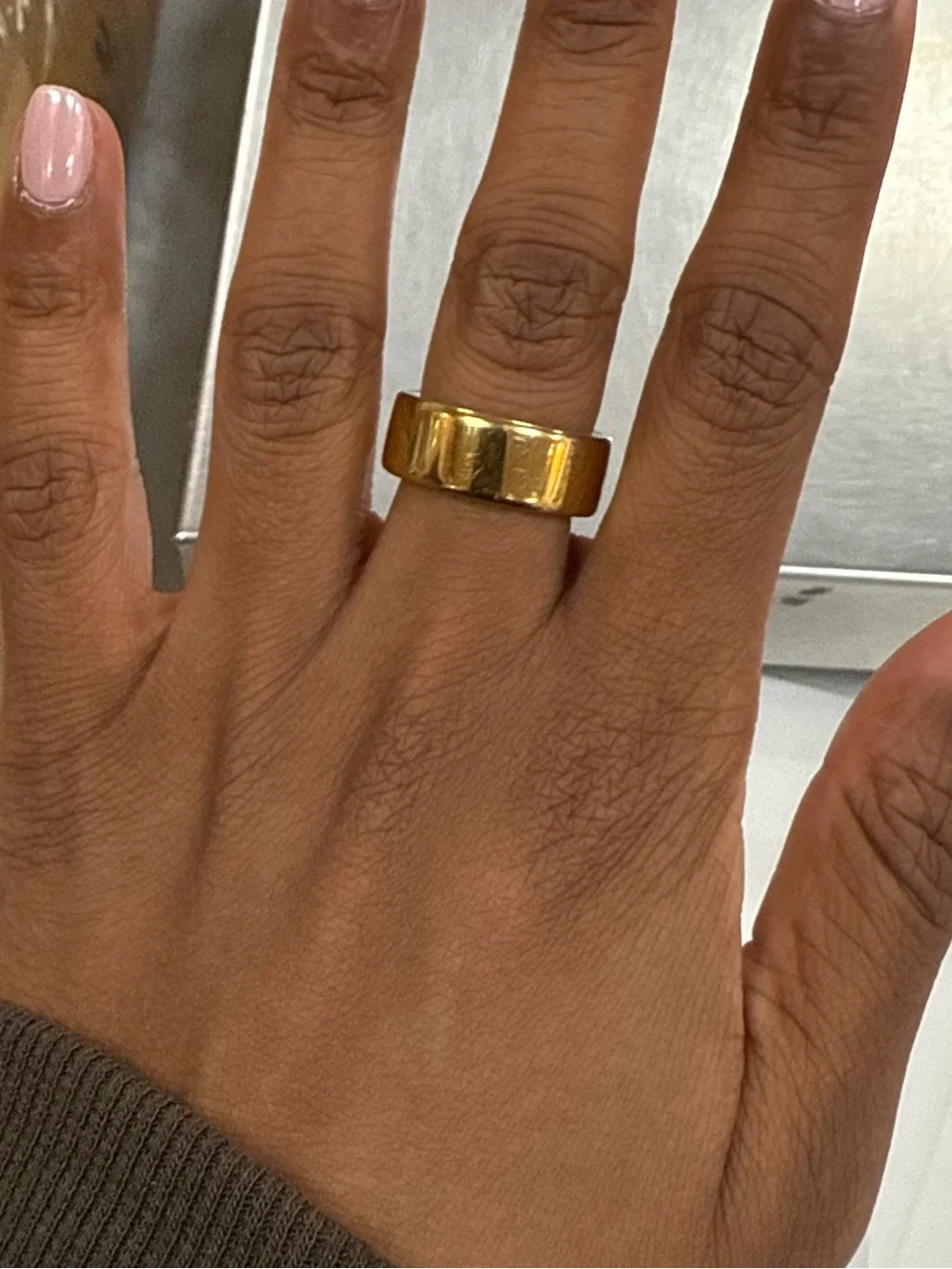 Oura Ring Gen 4 Gold in Size 6